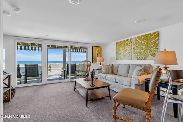 157 Beach Front, Manasquan, NJ 08736