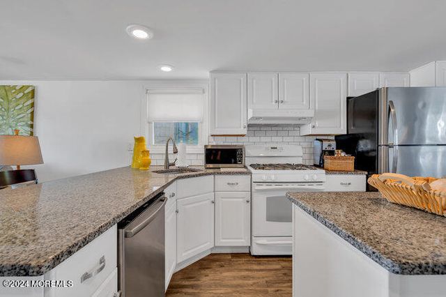 157 Beach Front, Manasquan, NJ 08736