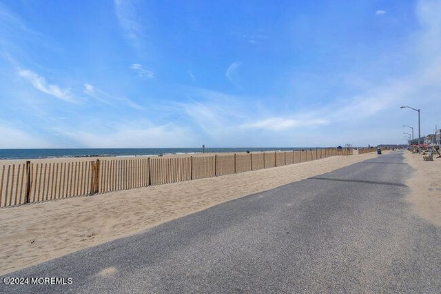 157 Beach Front, Manasquan, NJ 08736