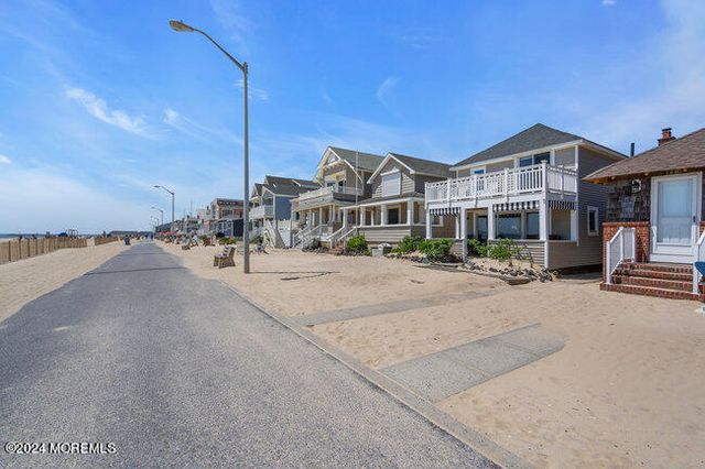 157 Beach Front, Manasquan, NJ 08736