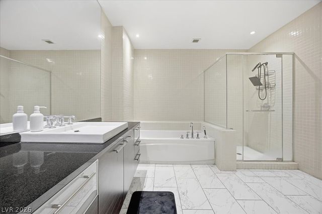 900 Las Vegas Boulevard 1215, Las Vegas, NV 89101