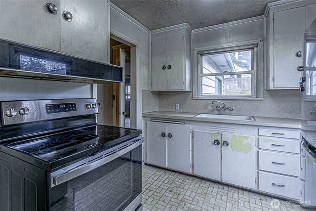 7035 S 127th Street, Seattle, WA 98178