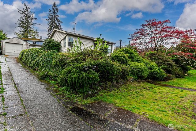 7035 S 127th Street, Seattle, WA 98178