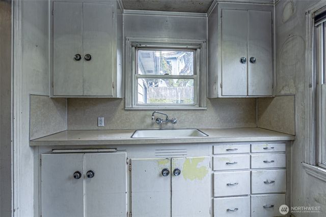 7035 S 127th Street, Seattle, WA 98178