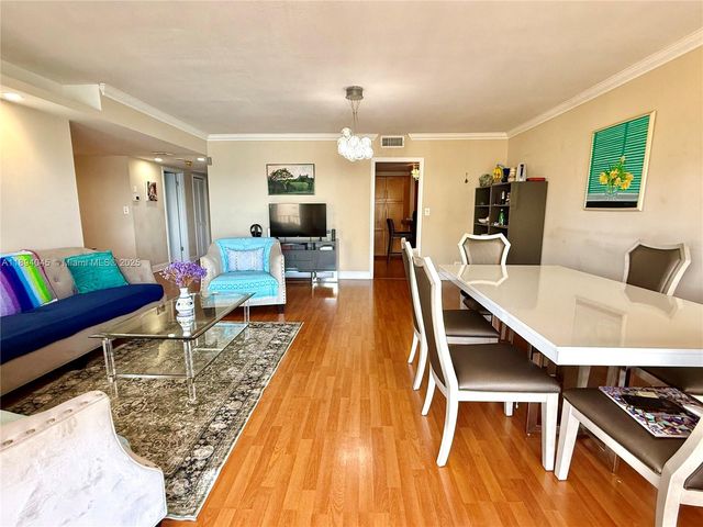 1800 NE 114th St 1607, Miami, FL 33181
