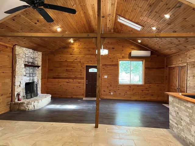 124 Griffith Bend, Mabank, TX 75156