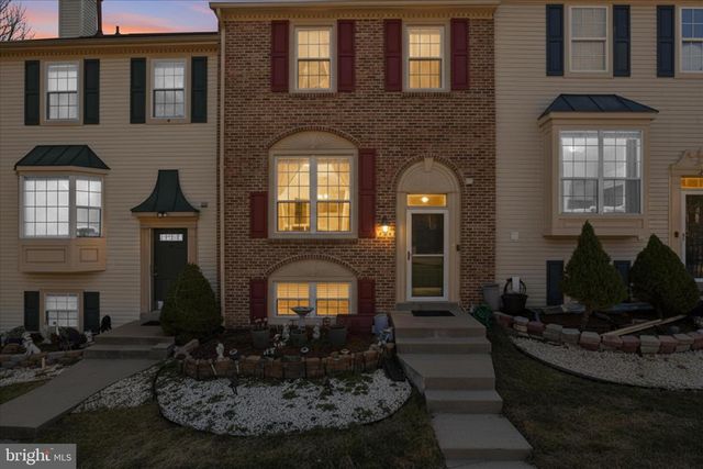 7316 ARDGLASS DR, Lorton, VA 22079