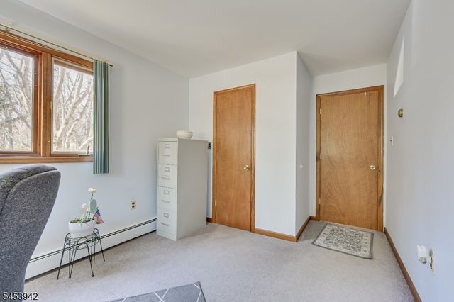 16 Skytop Rd, Lebanon Twp., NJ 07865
