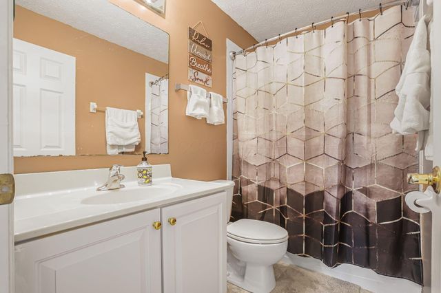 7707 Glenmore Drive, Powell, OH 43065