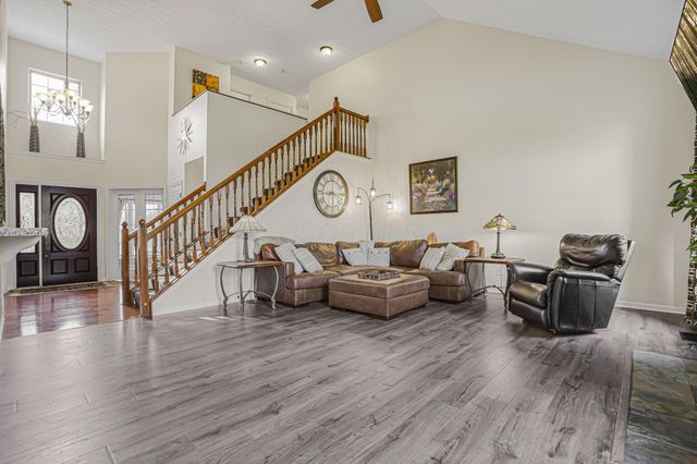 7707 Glenmore Drive, Powell, OH 43065