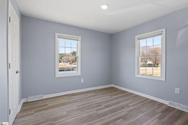 16 Rison Road, Greenville, SC 29611