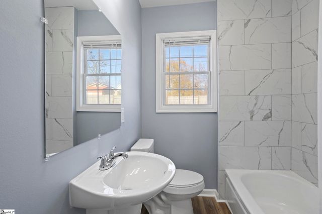 16 Rison Road, Greenville, SC 29611