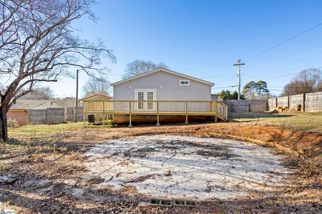 16 Rison Road, Greenville, SC 29611