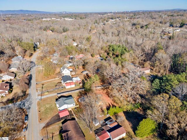 16 Rison Road, Greenville, SC 29611