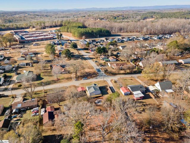 16 Rison Road, Greenville, SC 29611