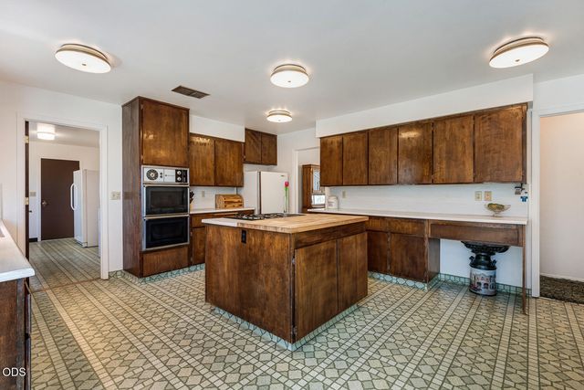 63510 Gentry Loop, Bend, OR 97701