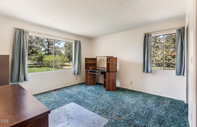 63510 Gentry Loop, Bend, OR 97701