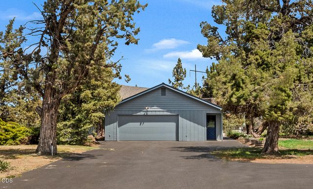63510 Gentry Loop, Bend, OR 97701
