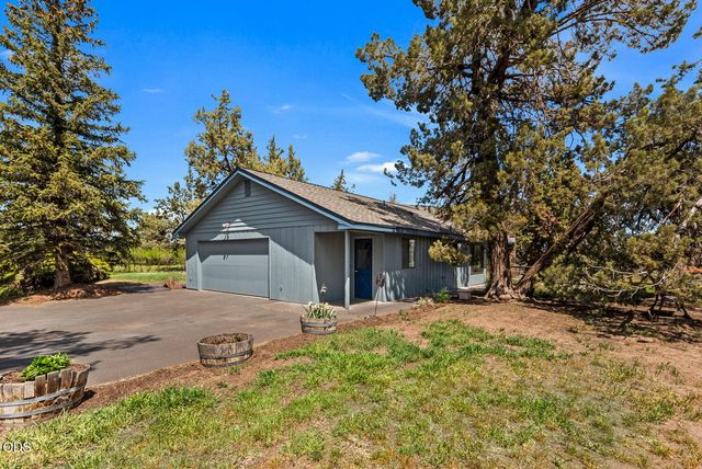 63510 Gentry Loop, Bend, OR 97701