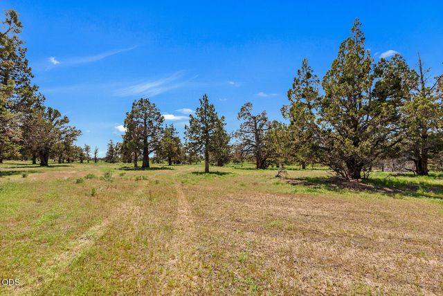 63510 Gentry Loop, Bend, OR 97701