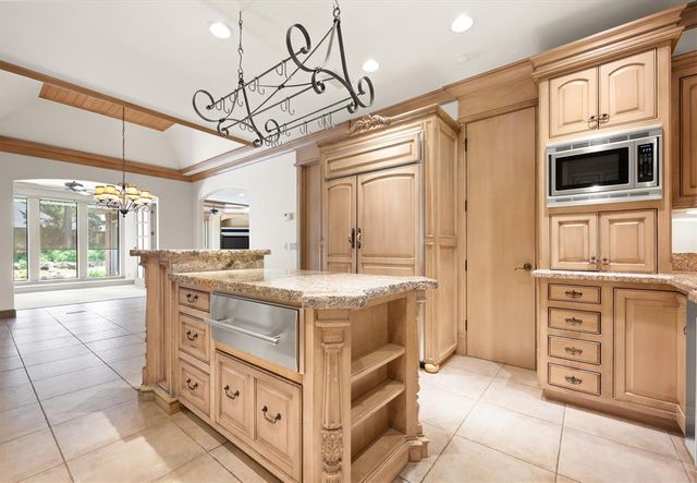 2108 Windsong, Edmond, OK 73034