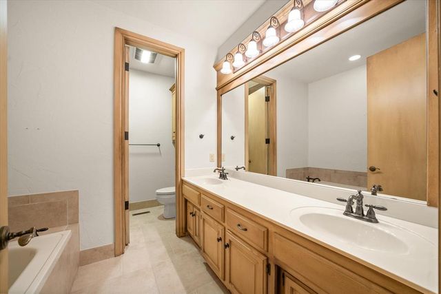 2108 Windsong, Edmond, OK 73034