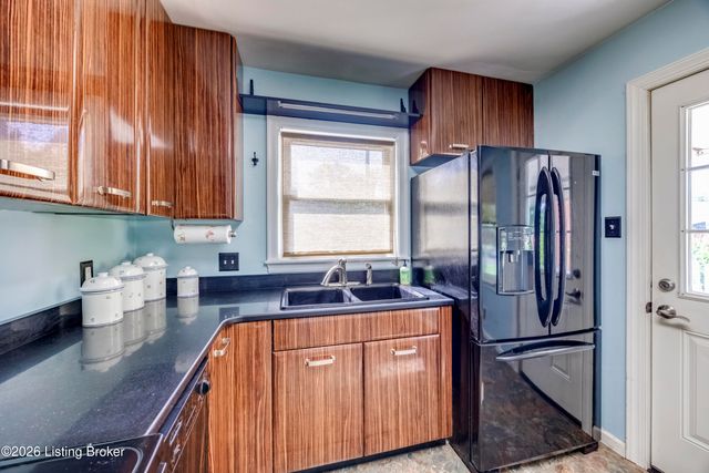 3624 Windward Way, Louisville, KY 40220