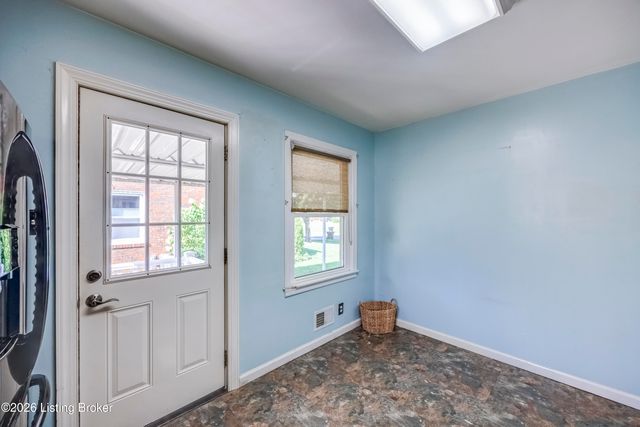 3624 Windward Way, Louisville, KY 40220