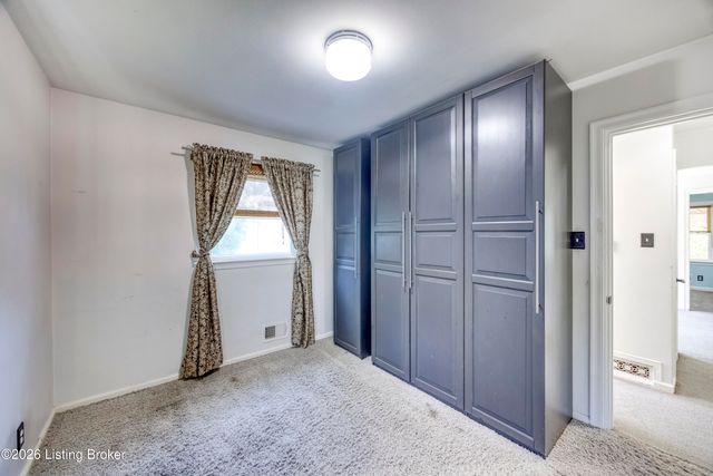 3624 Windward Way, Louisville, KY 40220
