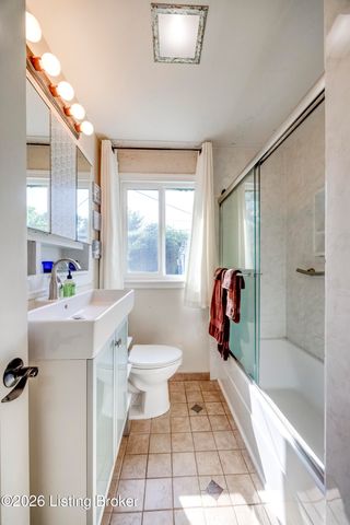3624 Windward Way, Louisville, KY 40220
