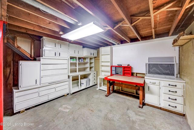 3624 Windward Way, Louisville, KY 40220