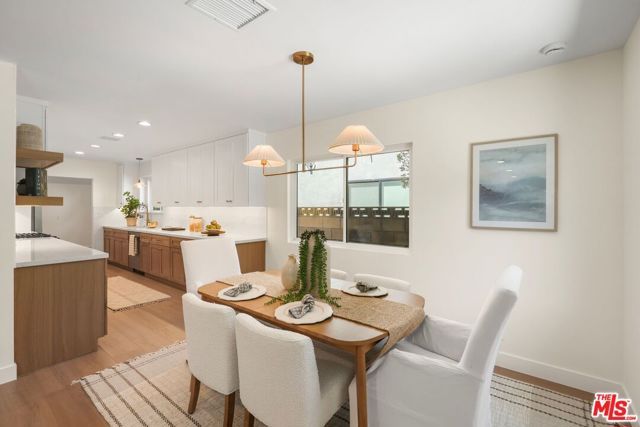 13111 Magnolia Boulevard, Sherman Oaks, CA 91423