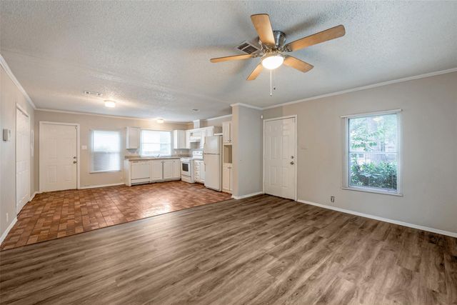 11734 Greenglen Drive, Houston, TX 77044