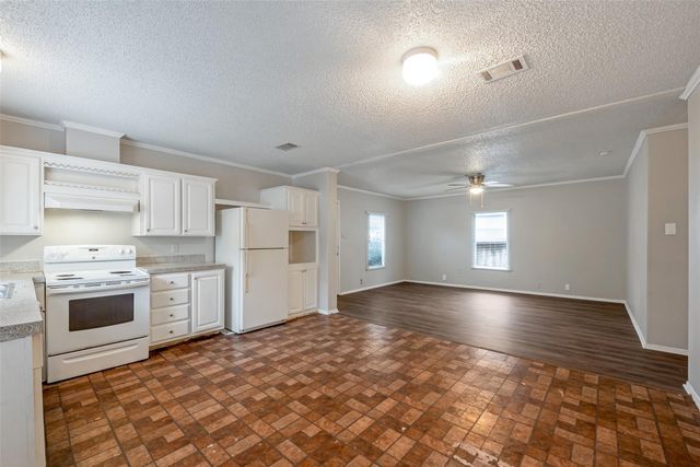 11734 Greenglen Drive, Houston, TX 77044