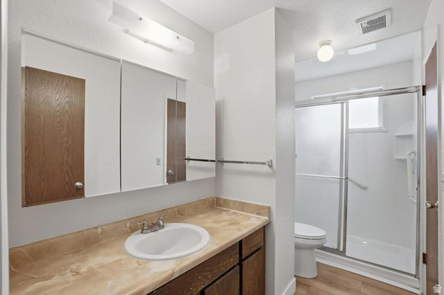 5006 W NIAGARA CIR, Salt Lake City, UT 84118