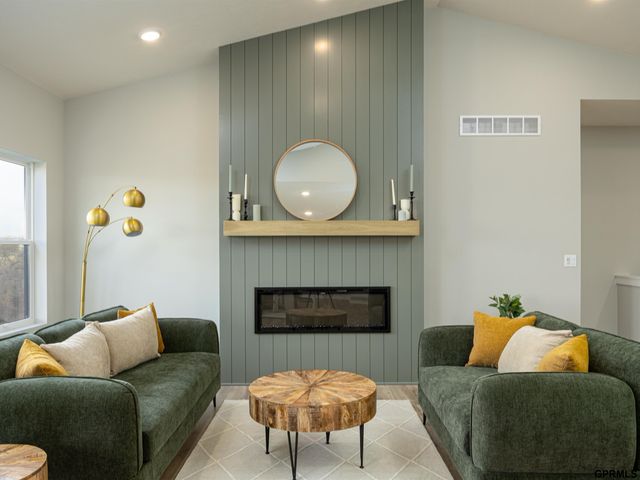 11016 S 218 Street, Gretna, NE 68028