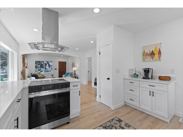 3406 Ne 63RD Ave, Portland, OR 97213