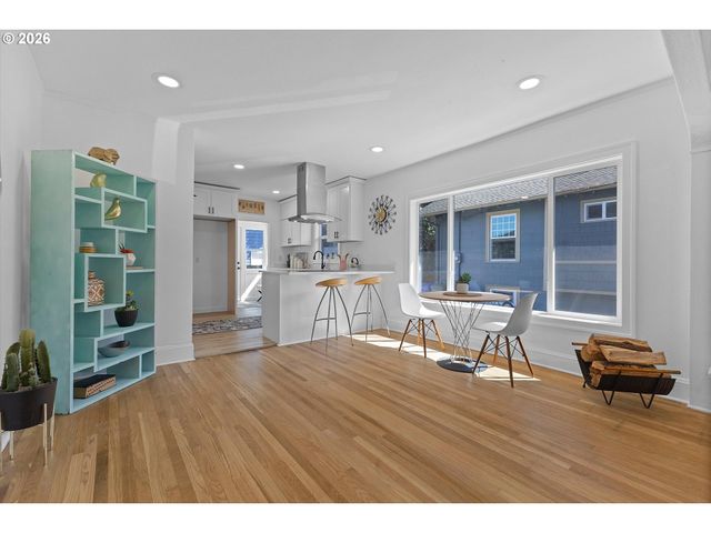 3406 Ne 63RD Ave, Portland, OR 97213