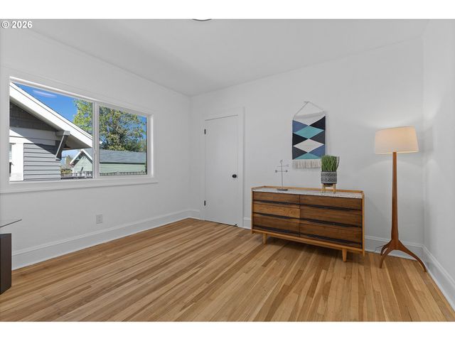 3406 Ne 63RD Ave, Portland, OR 97213