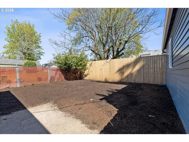3406 Ne 63RD Ave, Portland, OR 97213