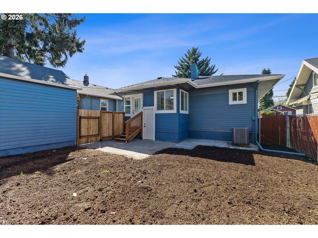 3406 Ne 63RD Ave, Portland, OR 97213