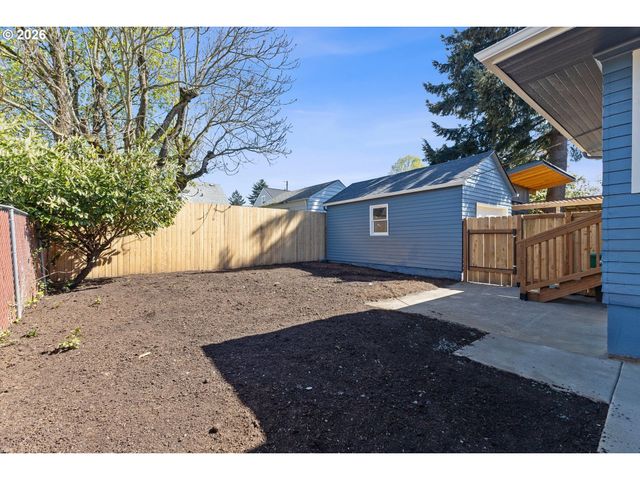 3406 Ne 63RD Ave, Portland, OR 97213