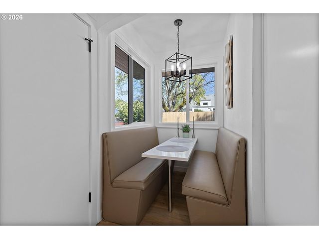 3406 Ne 63RD Ave, Portland, OR 97213