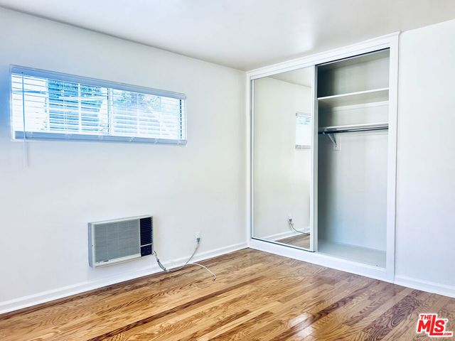 2401 N Beachwood Drive 5, Los Angeles, CA 90068