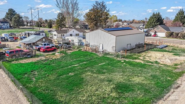 7227 Birch Lane, Nampa, ID 83687