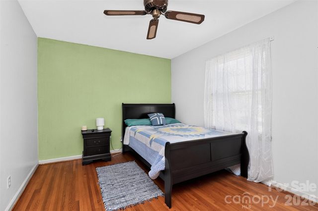 4827 Easthaven Drive, Charlotte, NC 28212