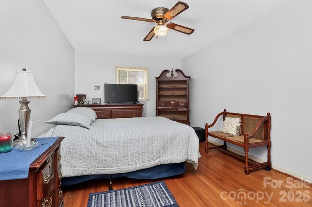 4827 Easthaven Drive, Charlotte, NC 28212