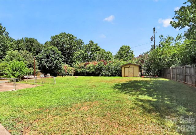 4827 Easthaven Drive, Charlotte, NC 28212