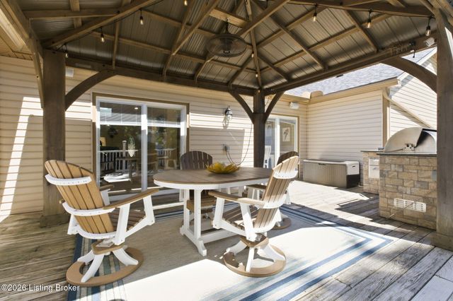 3708 E Locust Cir, Prospect, KY 40059