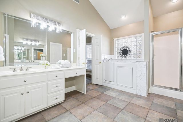 17633 Gray Moss Ave, Baton Rouge, LA 70817